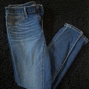 Universal Thread Mid Rise Jegging Jeans 8/29 R